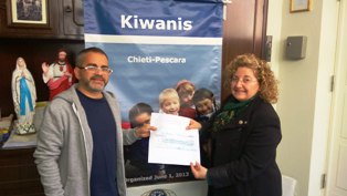 KC Chieti-Pescara consegna ricavato di raccolta fondi a favore dei bisognosi di una Parrocchia di Pescara