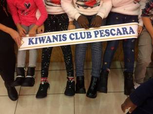 Il Kiwanis Club Pescara regala un pomeriggio di shopping ai bambini di una casa di accoglienza