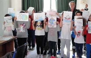 Kiwanis One Day - KC Palermo Cibele insieme agli alunni di una scuola primaria per i bambini migranti
