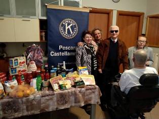 Il KC Pescara Castellammare aiuta per Pasqua una famiglia con un malato di SLA