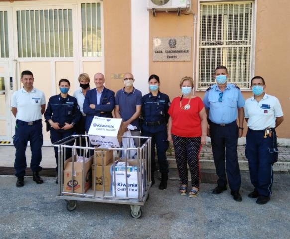 KC Chieti Theate – Donazione di materiali per l’igiene ai detenuti della Casa Circondariale di Chieti