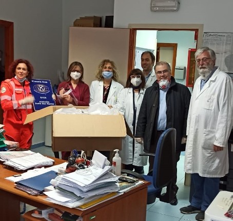Il KC Erice dona visiere all'Ospedale Sant'Antonio Abate di Trapani/Erice