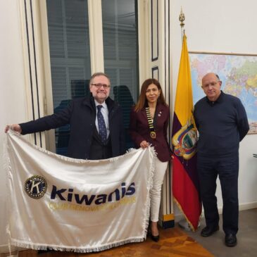 Il KC Genova Columbus in visita al Consolato dell’Ecuador a Genova