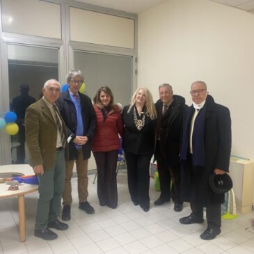 KC Aci Castello Riviera dei Ciclopi e KC Etneo in visita al Reparto di pediatria del Policlinico di Catania