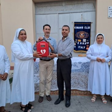KC Enna – Donazione di un defibrillatore al Boccone del Povero di Valguarnera
