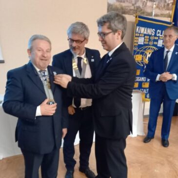 Passaggio delle Insegne nella Div. 16 Lombardia e Passaggio della Campana nel club Bergamo Orobico Onlus