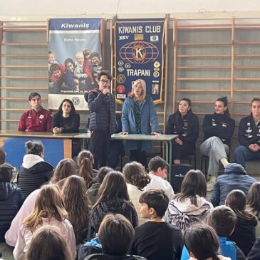 KC Trapani – Altro incontro nelle scuole sul Concorso “Io Scelgo la Non Violenza”