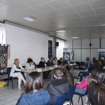 KC Palermo Cibele – Incontro a scuola in interclub sulla corretta alimentazione