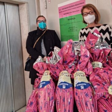 KC Pavia Visconteo – Le uova del Kiwanis ai bambini del reparto di oncoematologia pediatrica del Policlinico San Matteo