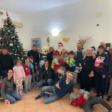 KC Pavia Visconteo – Doni ai bambini ricoverati nell’ospedale San Matteo e a quelli ospiti della Fondazione Martinetti
