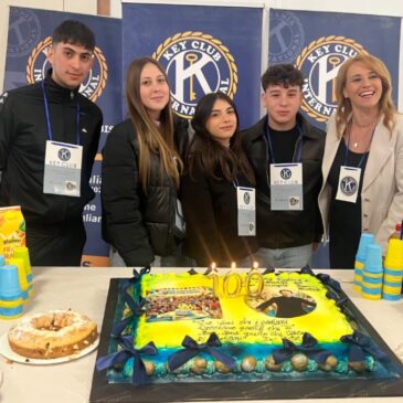 Festeggiati i 100 anni dei Key club dai Key Club della Divisione 12