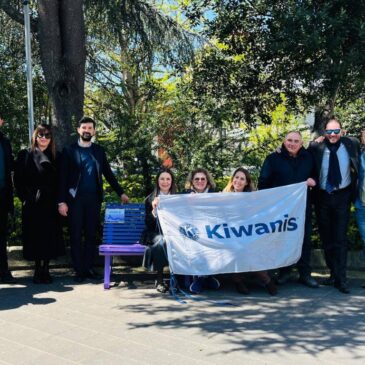 KC Palmi Piana di Gioia Tauro – Inaugurata una panchina lilla contro l’Anoressia e la Bulimia