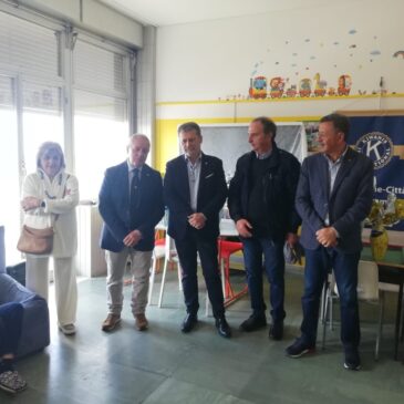 KC Caltagirone Città della Ceramica – Uova Kiwanis per i bambini del Reparto Pediatria dell’Ospedale